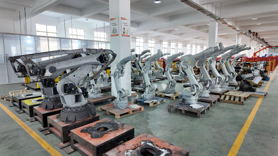 دستگاه برش لیزری فیبر سه بعدی اتوماتیک بازوی ربات FANUC 6 محور برای قطعه کار سه بعدی آباژور فولادی ضد زنگ